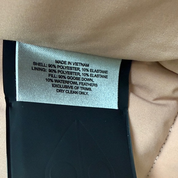 MOOSE KNUCKLES Black Puffer Jacket - Picture 9 of 9